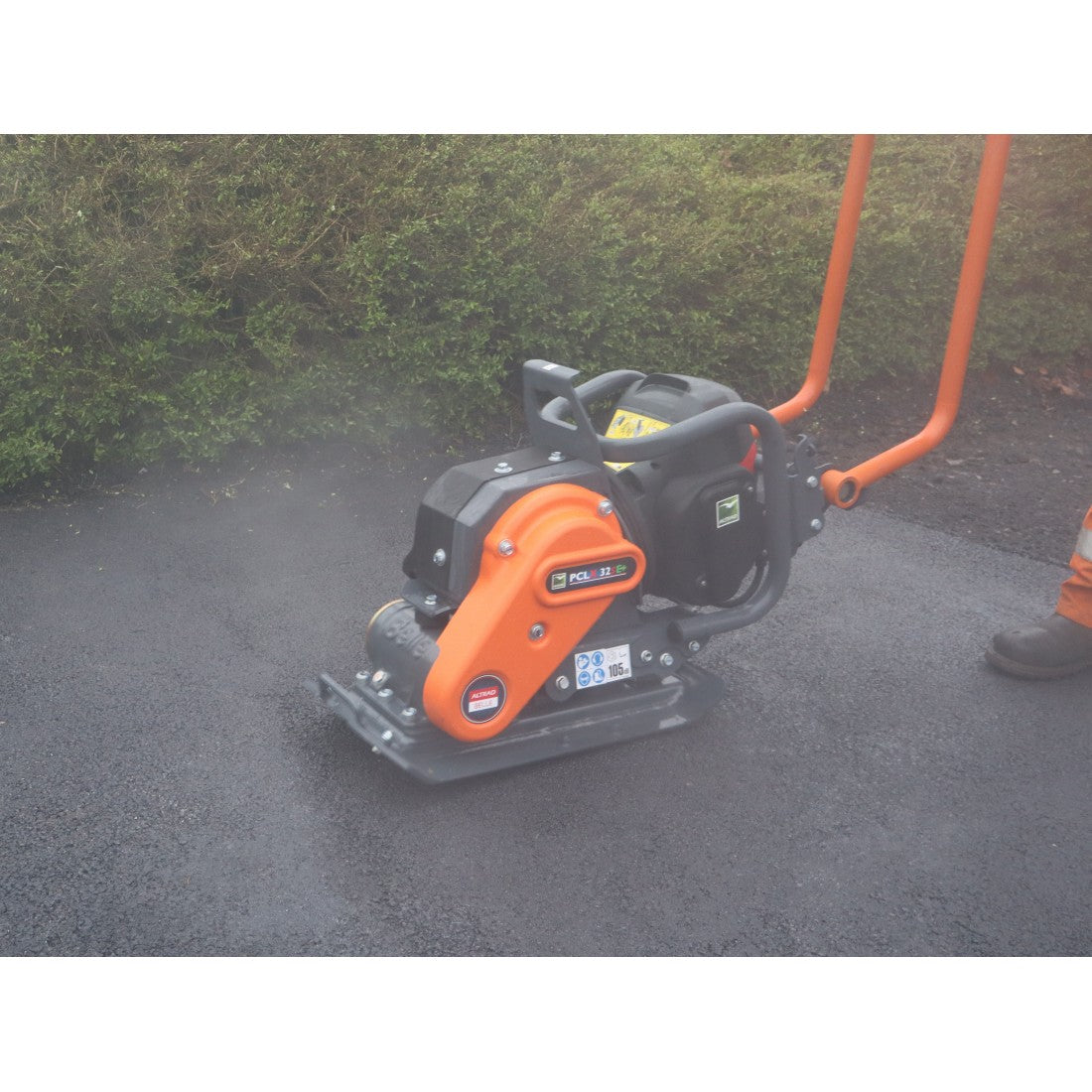 Altrad Belle 13” PCLX 32S E+ Streetworks Plate Compactor – Battery Powered