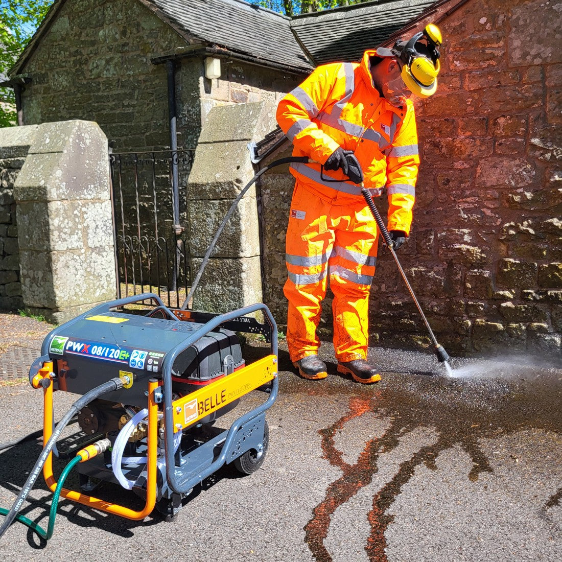 Altrad Belle PWX 08/120 E + Battery Pressure Washer