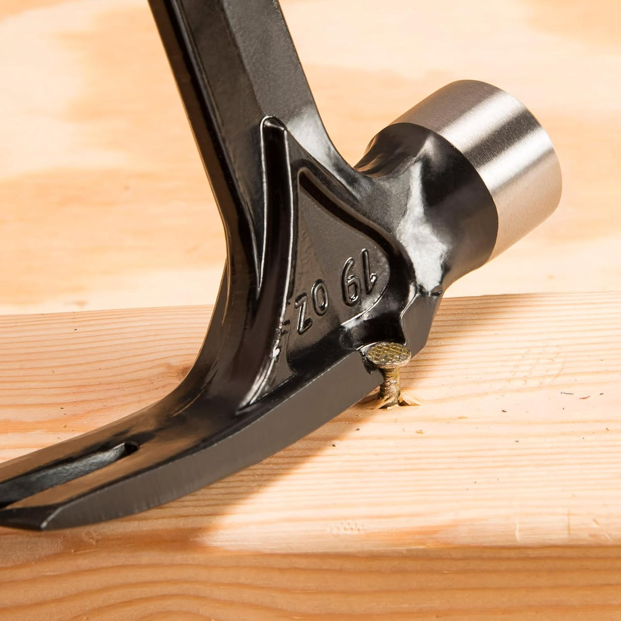 Estwing Ultra Framing Hammer - Black Vinyl Handle