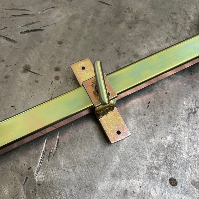 Gallows Bracket with Timber Clamps